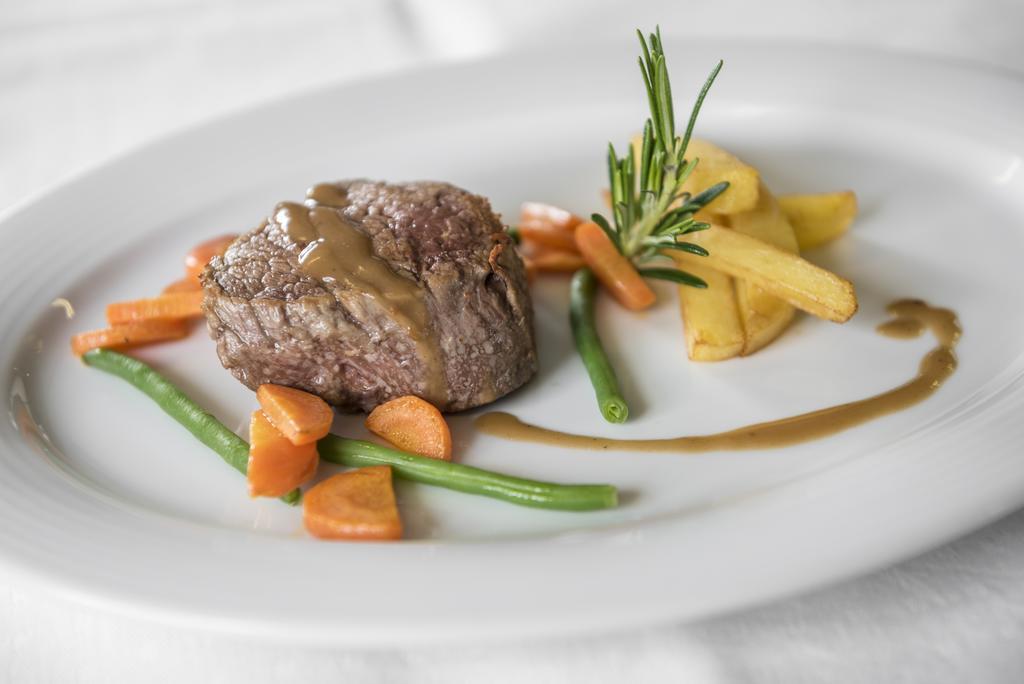 Hotel Schoenblick Maranza Ngoại thất bức ảnh